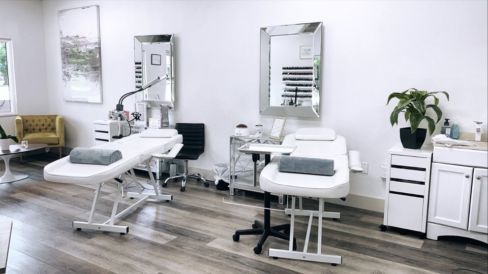 Manicure setup with tidy salon lighting